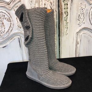 Bearpaw Gray Knitted and Suede Knee-high Winter Boots Size 6